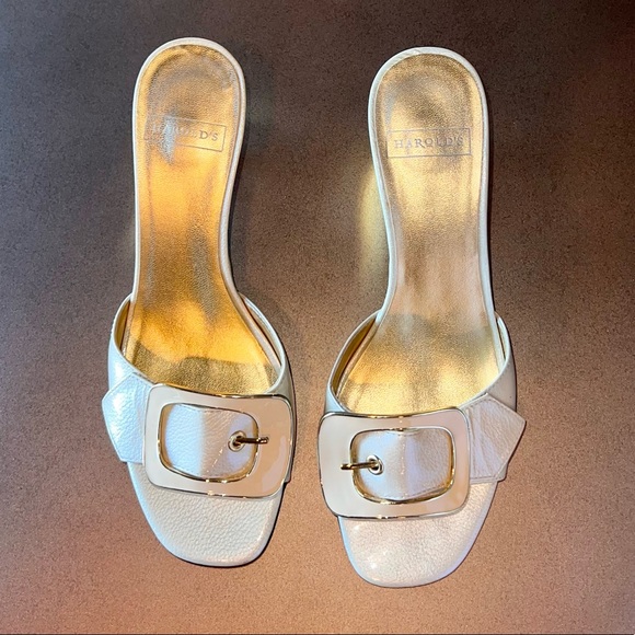 Harold’s 6.5 Gold Heel Slip-On Heels - Picture 1 of 13